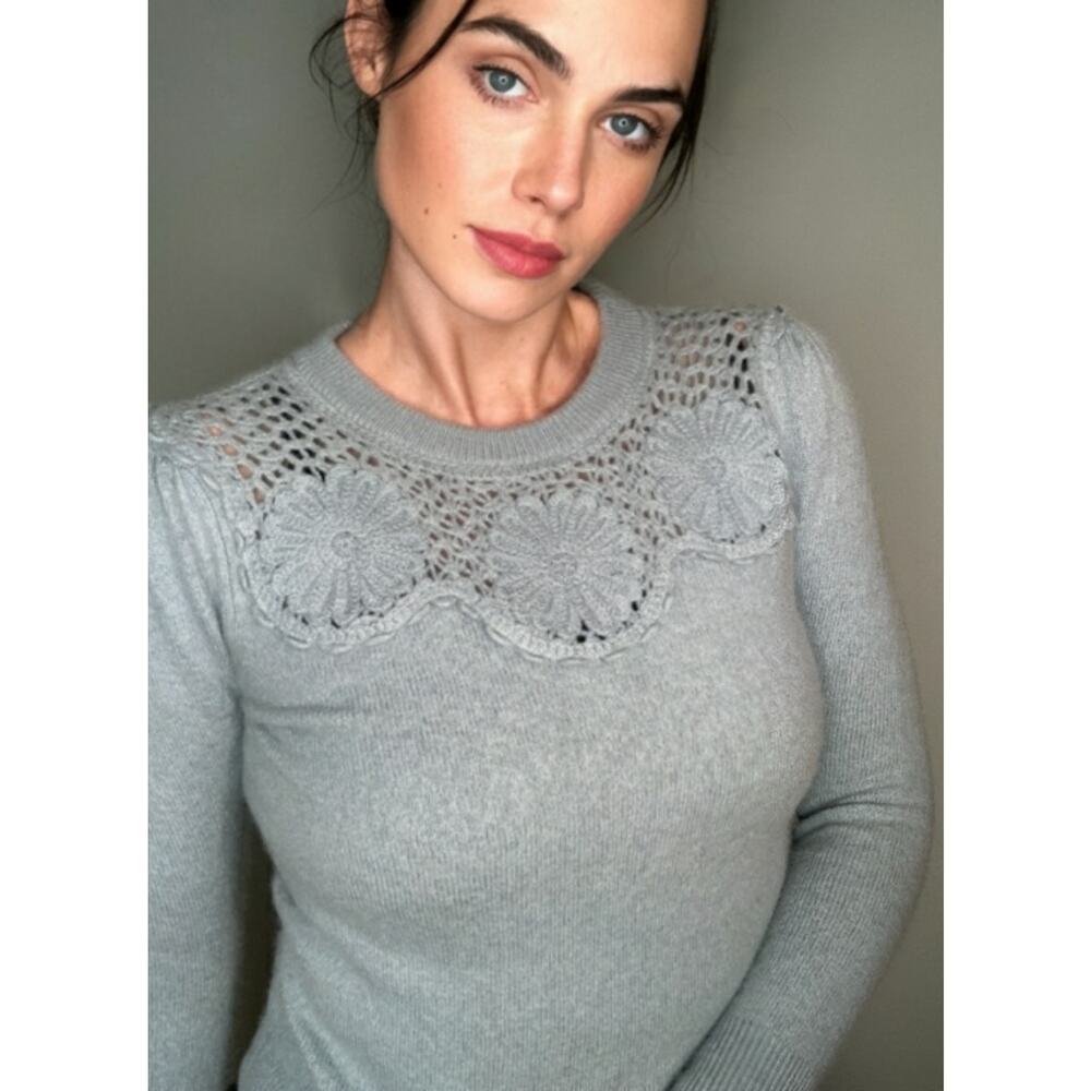 Boden Lovely Floral Crochet Light Blue Knit Sweater Mid-weight Cottagecore~ Sz S